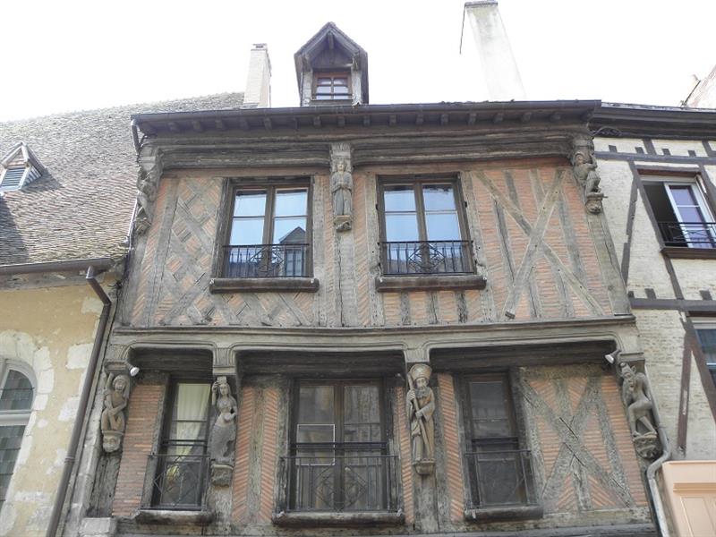 La Ferté Bernard proche de l'hôtel restaurant de l'Auberge de la Cloche à Theil sur Huisne dans l'Orne (61)